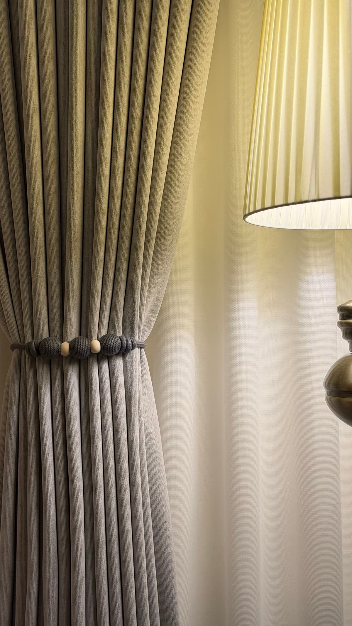 Our Exclusive curtain tie.